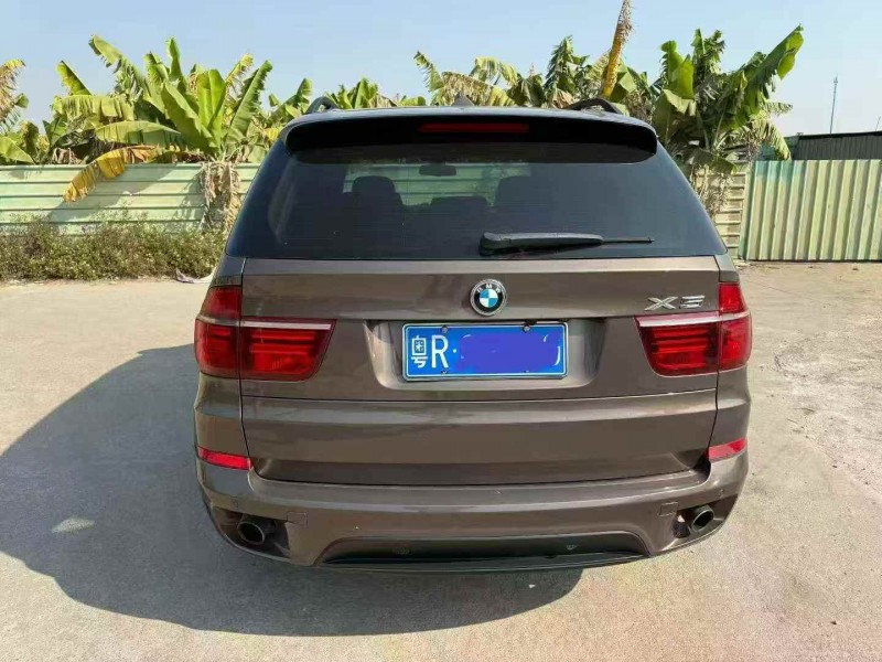 中山13年宝马X59