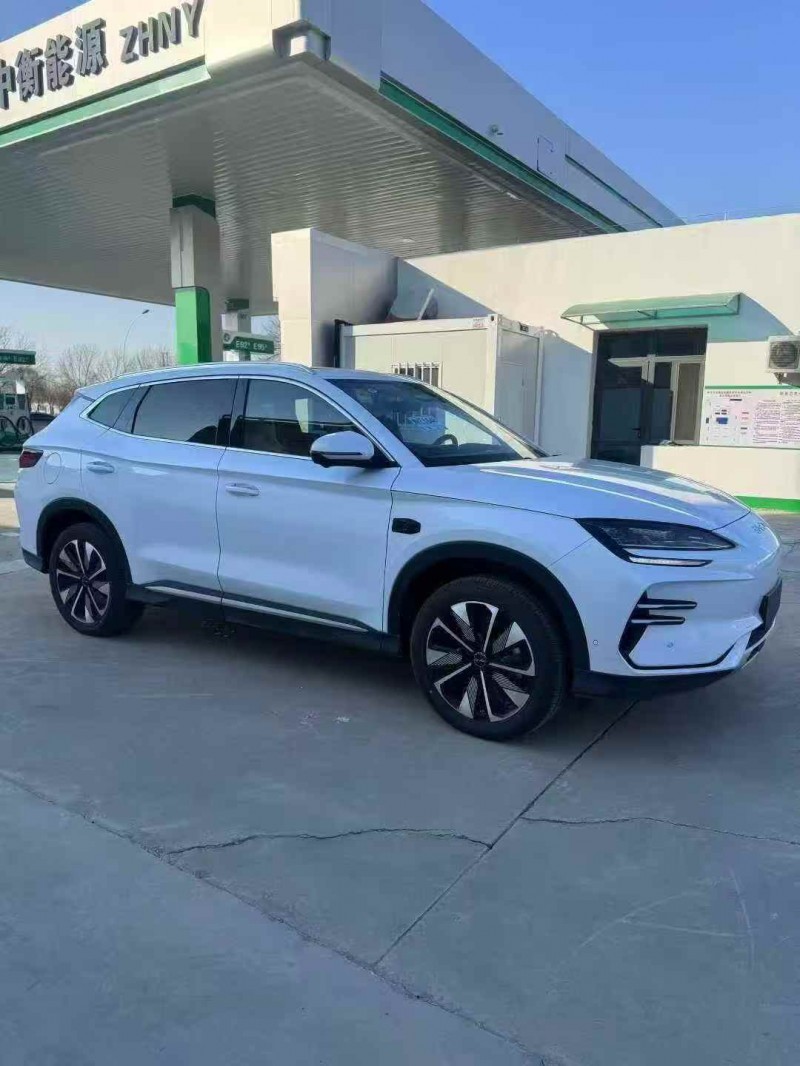 天津25年比亚迪宋2