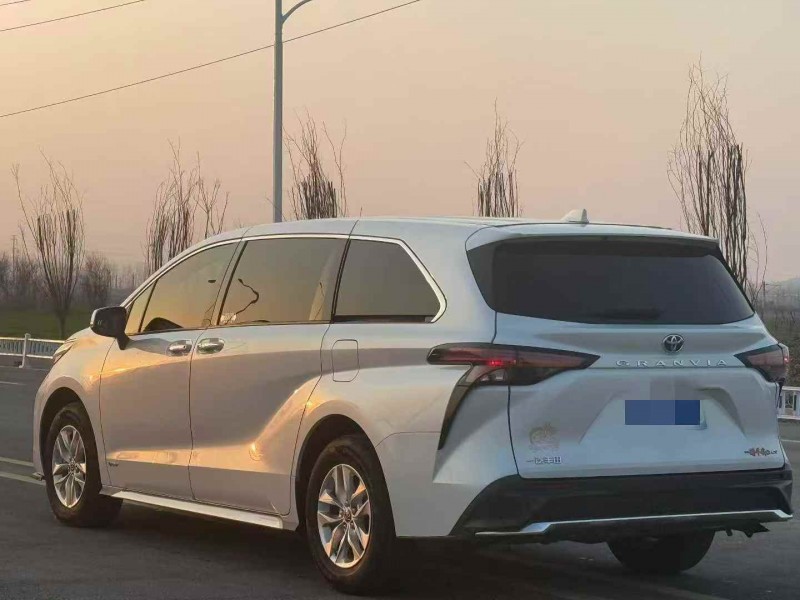 榆林25年丰田格瑞维亚7