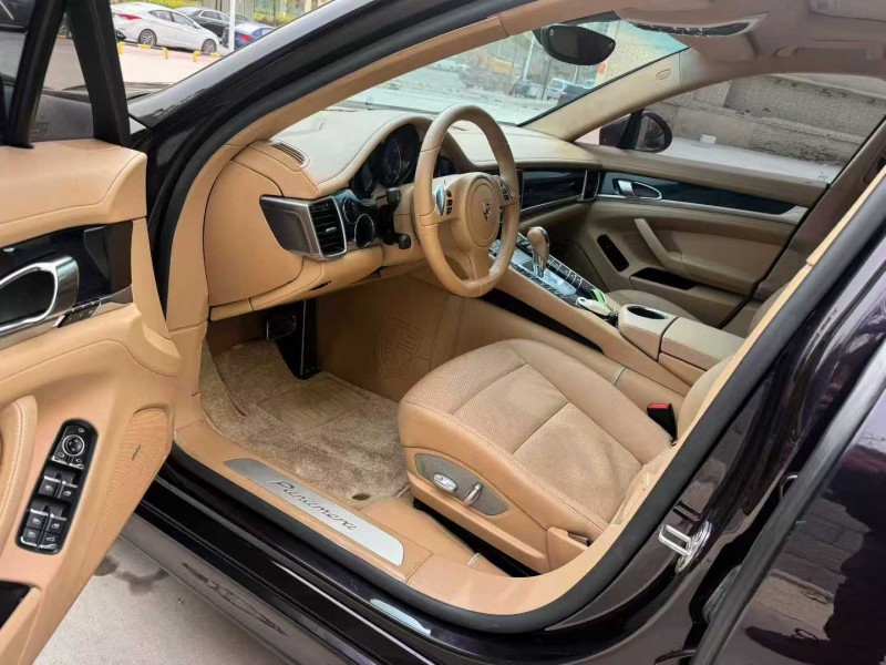 平顶山12年保时捷帕拉梅拉4