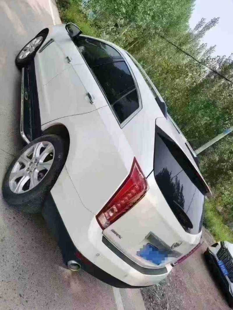 临沂15年凯迪拉克SRX7