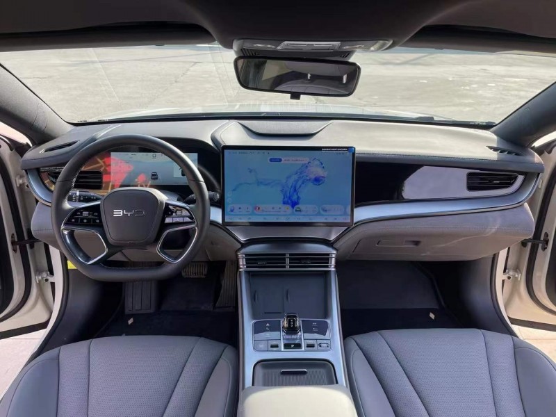 徐州24年比亚迪海豹2