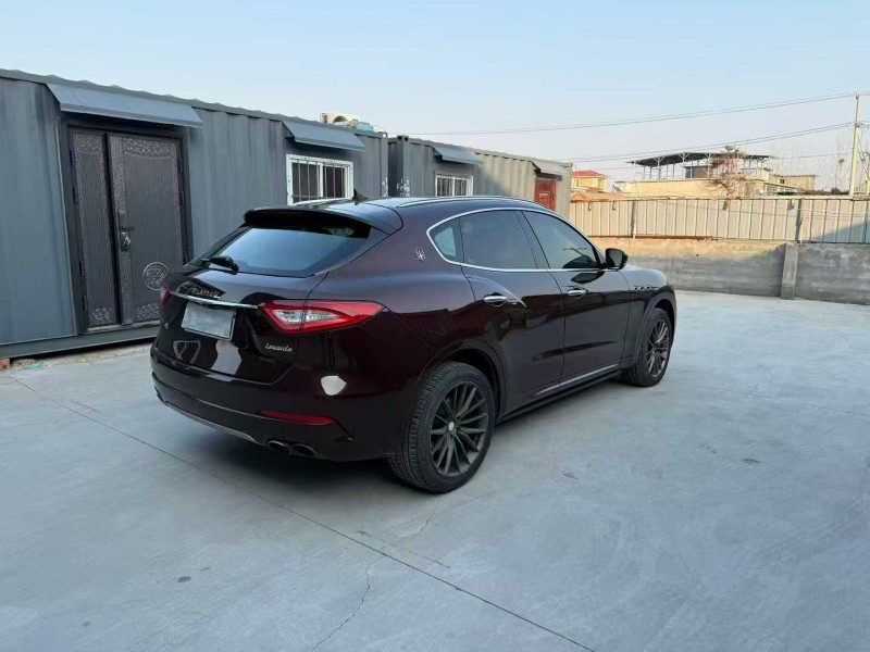 徐州18年玛莎拉蒂Levante4