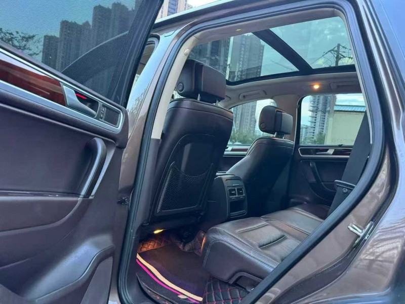 平顶山12年大众途锐6