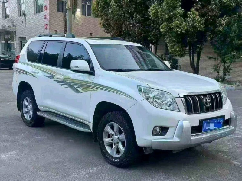 三明13年丰田普拉多2