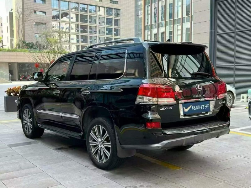 广州12年雷克萨斯LX8