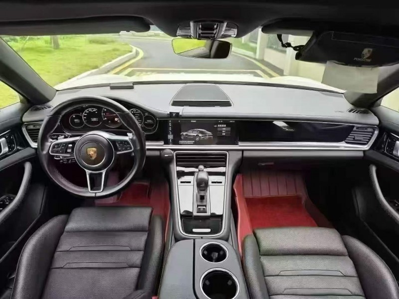 广州18年保时捷帕拉梅拉7