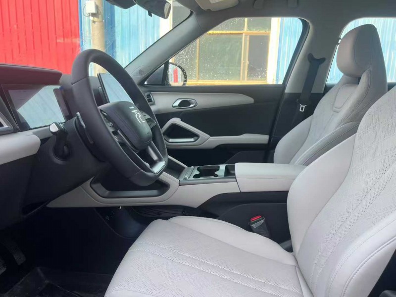 徐州25年比亚迪元新能源8