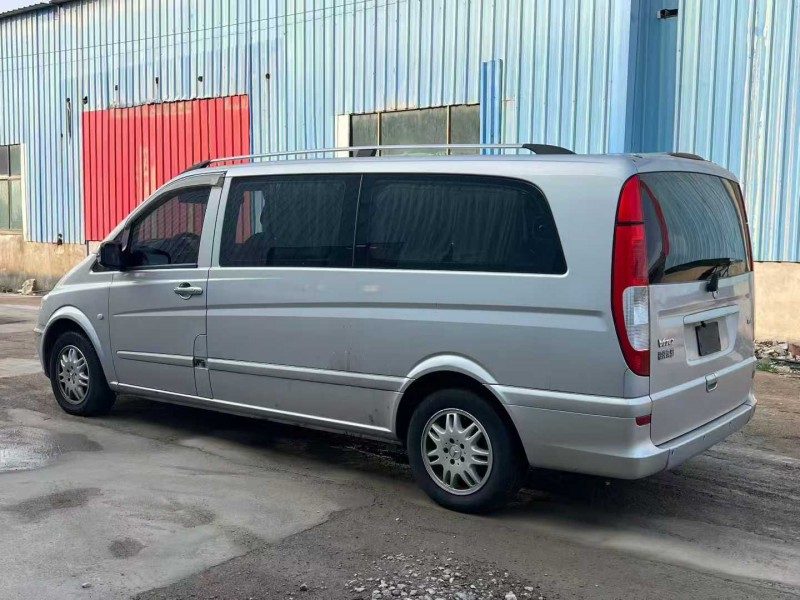 徐州16年奔驰威霆4