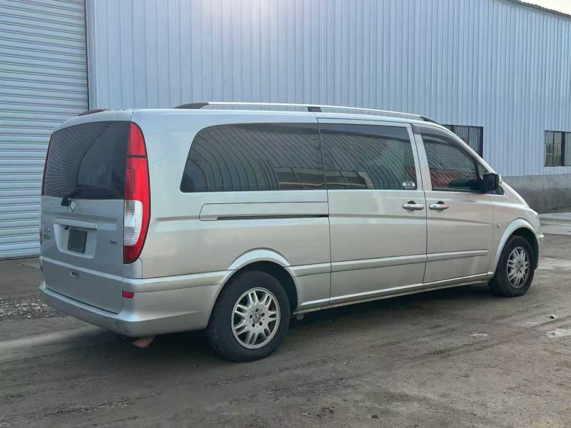 徐州16年奔驰威霆5