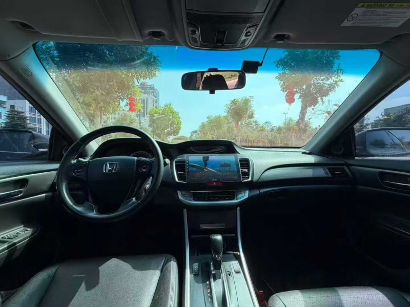 茂名14年本田雅阁4