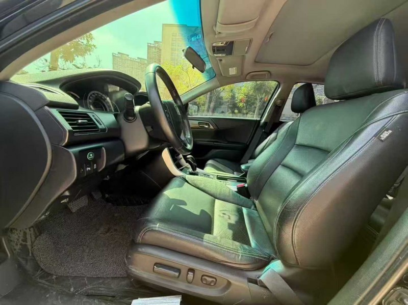 茂名14年本田雅阁5