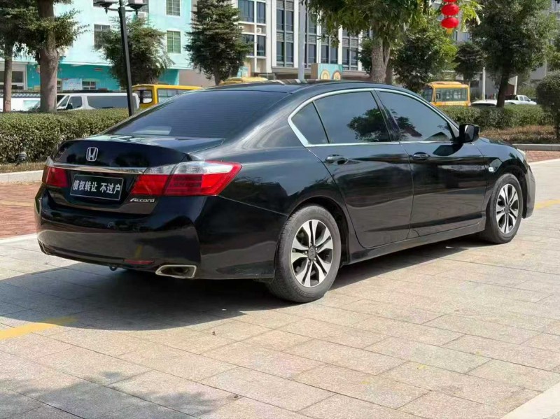茂名14年本田雅阁7