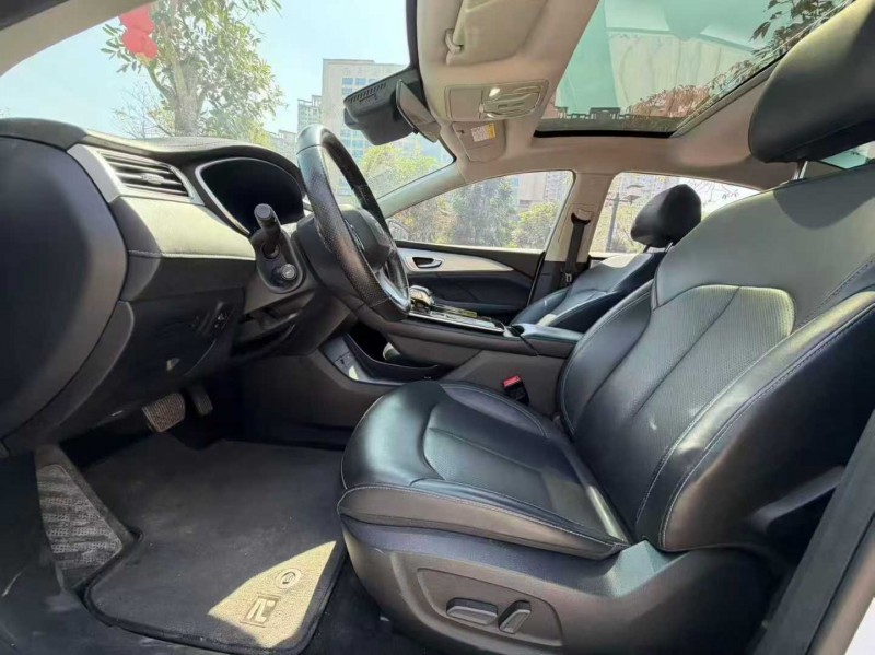 茂名22年上汽集团飞凡ER65