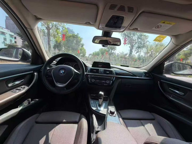 茂名18年宝马3系4