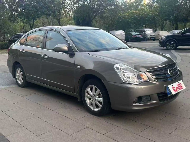 佛山19年日产轩逸2