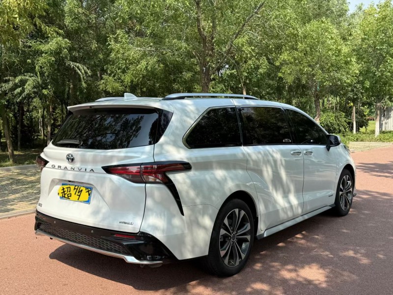 聊城24年丰田格瑞维亚4