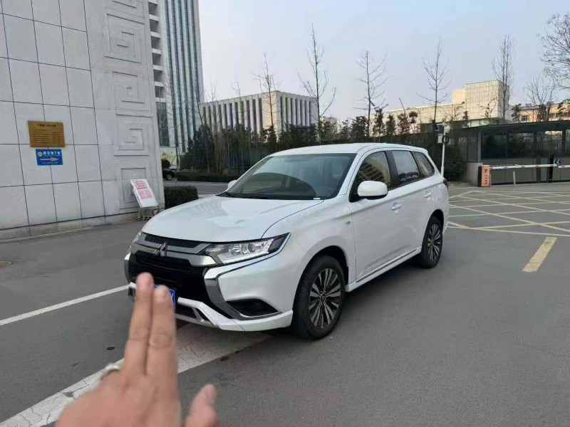 烟台23年三菱欧蓝德2