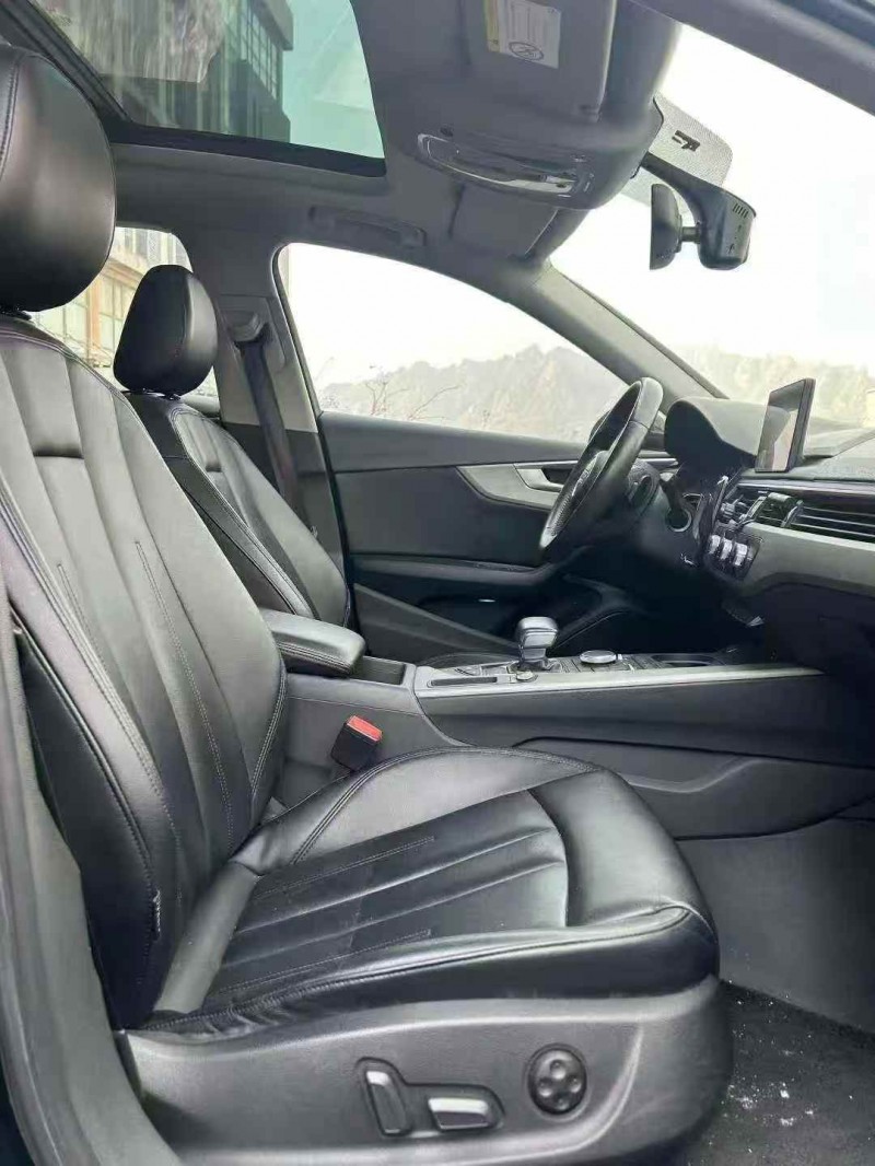 烟台19年奥迪A4L7