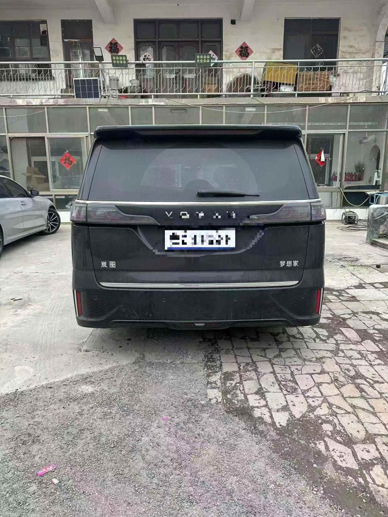 烟台23年岚图汽车梦想家8