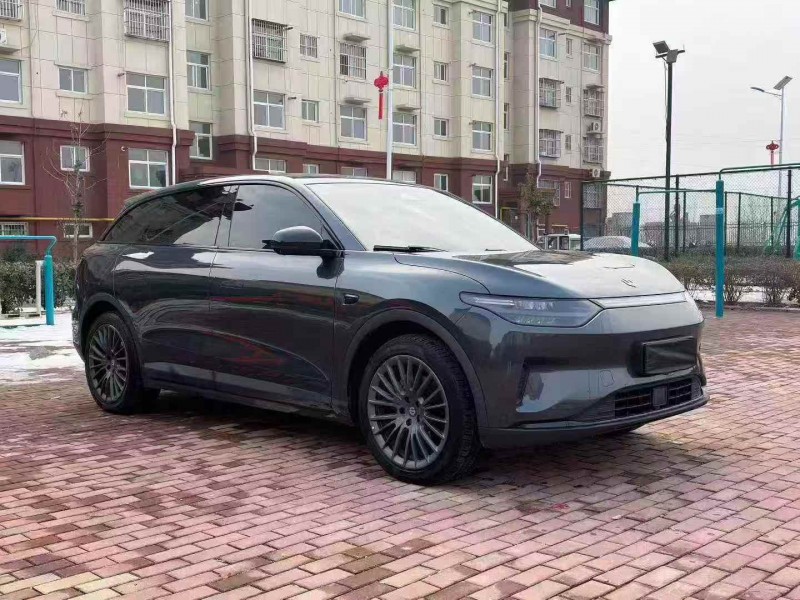 烟台23年零跑汽车C113