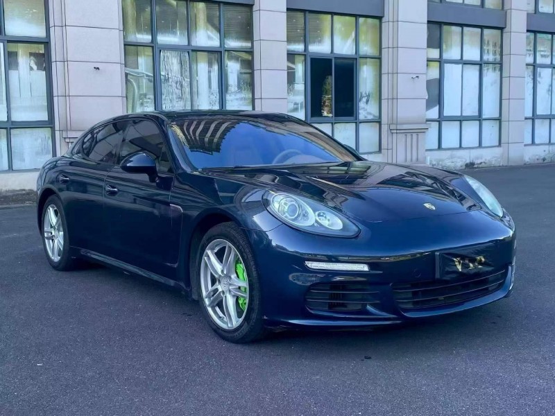 漳州14年保时捷帕拉梅拉2