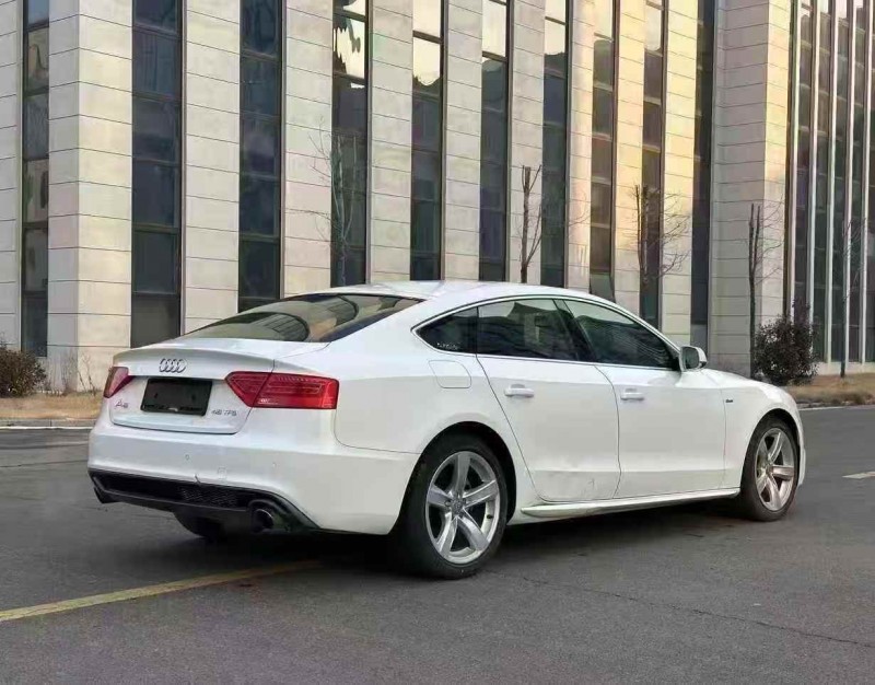 东营17年奥迪A57