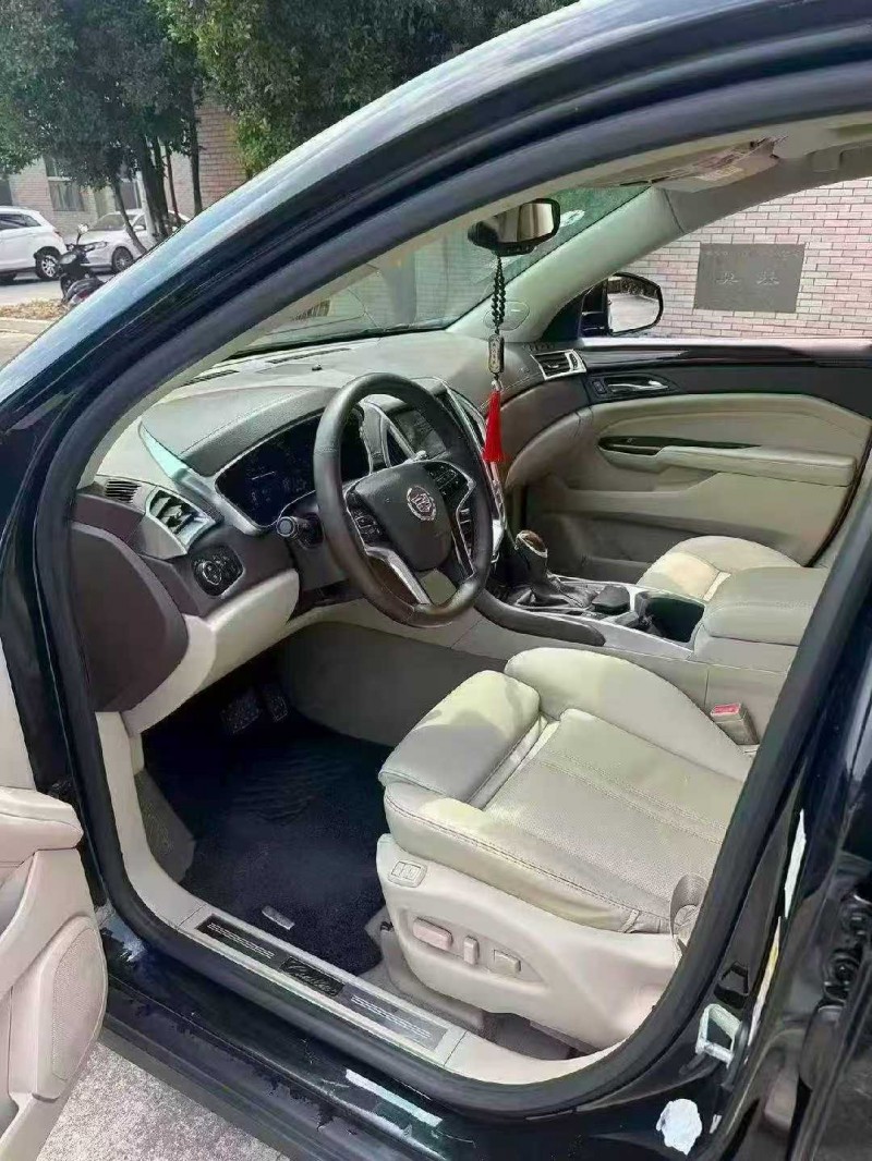 漳州15年凯迪拉克SRX4