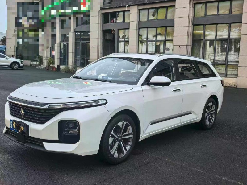 漳州22年宝骏Valli3