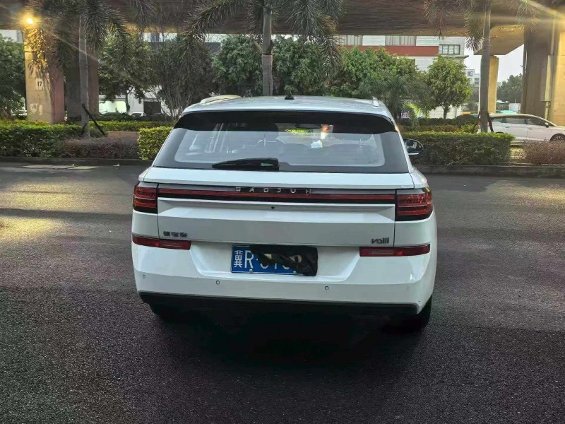 漳州22年宝骏Valli9