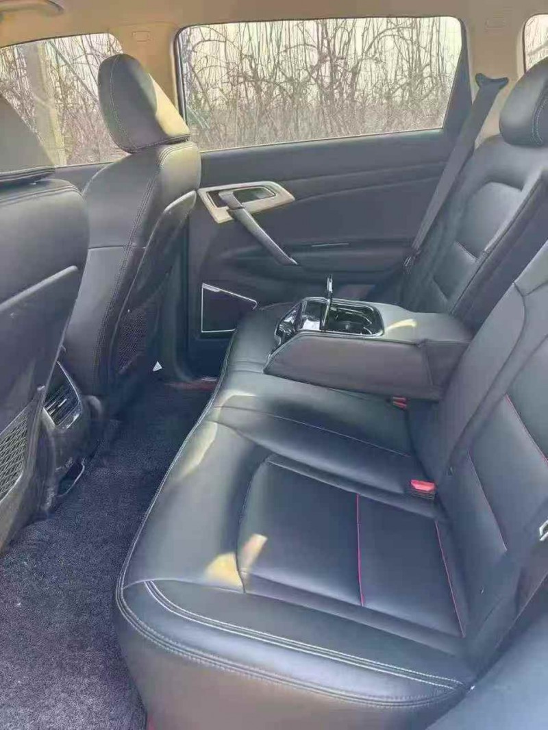 东营19年吉利博越5