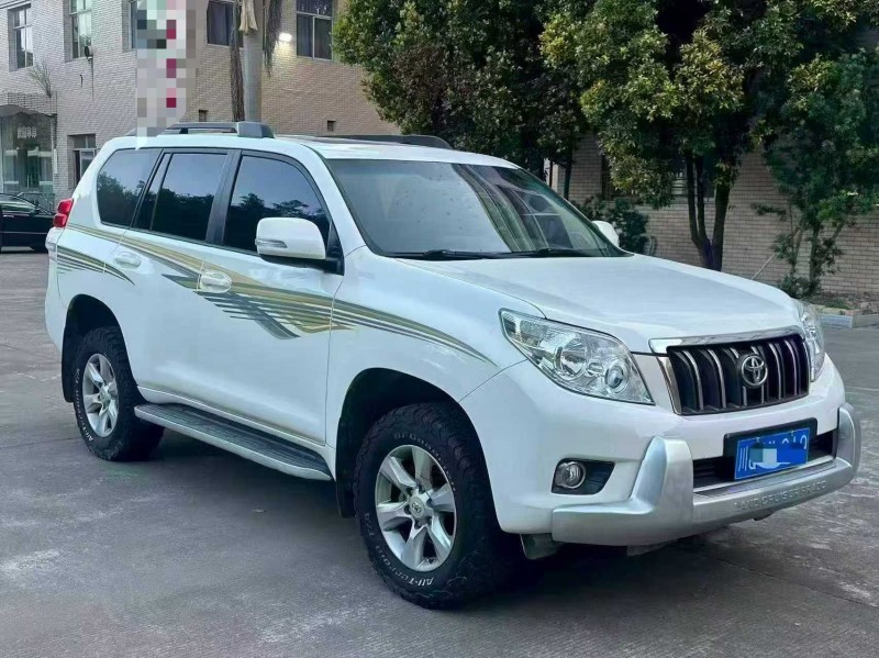 漳州13年丰田普拉多2
