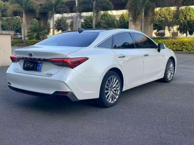 漳州22年丰田亚洲龙7