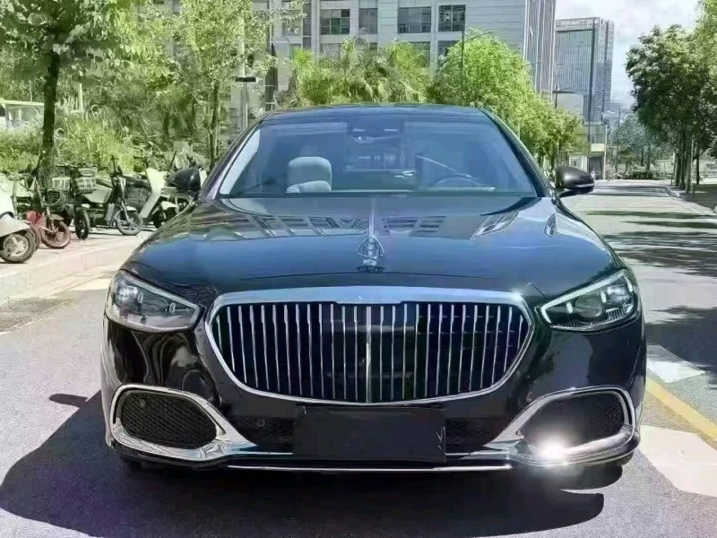 广州21年奔驰迈巴赫S级1