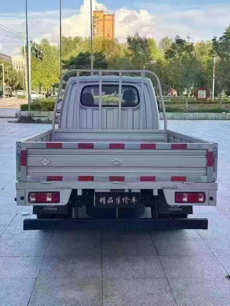 吉林25年长安汽车跨越王3