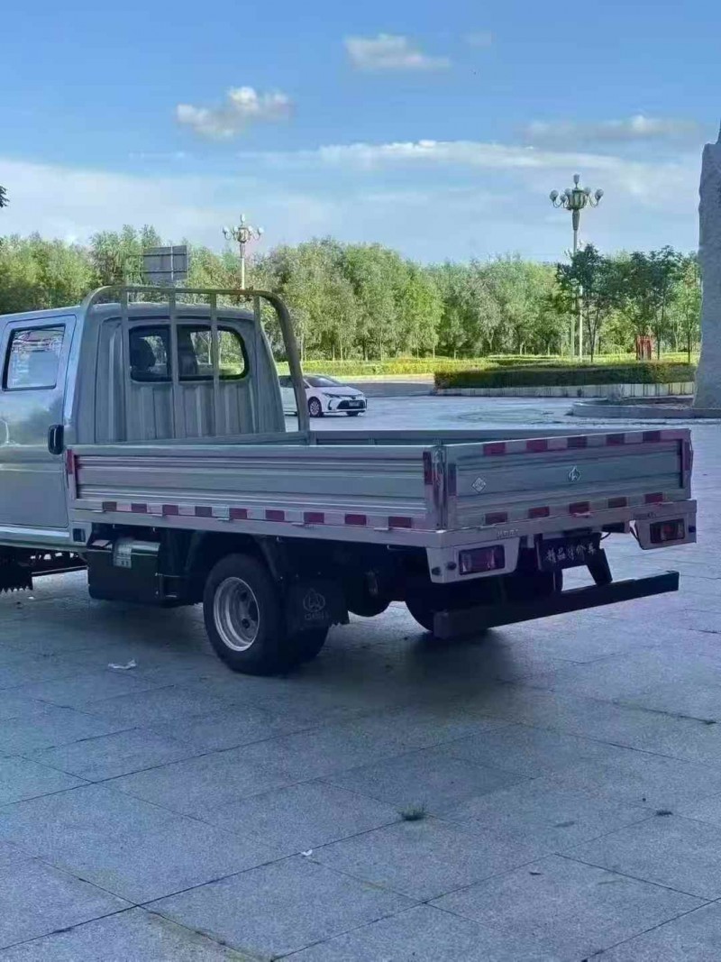 吉林25年长安汽车跨越王4