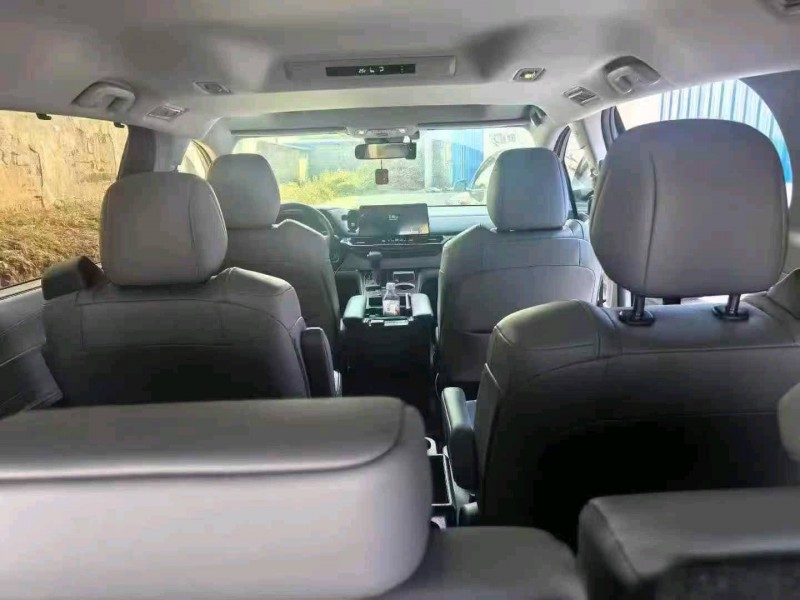 枣庄24年丰田格瑞维亚8