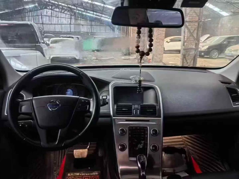 潍坊17年沃尔沃XC604