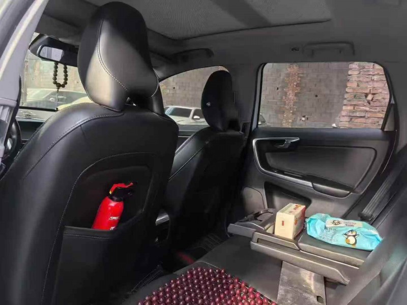 潍坊17年沃尔沃XC605