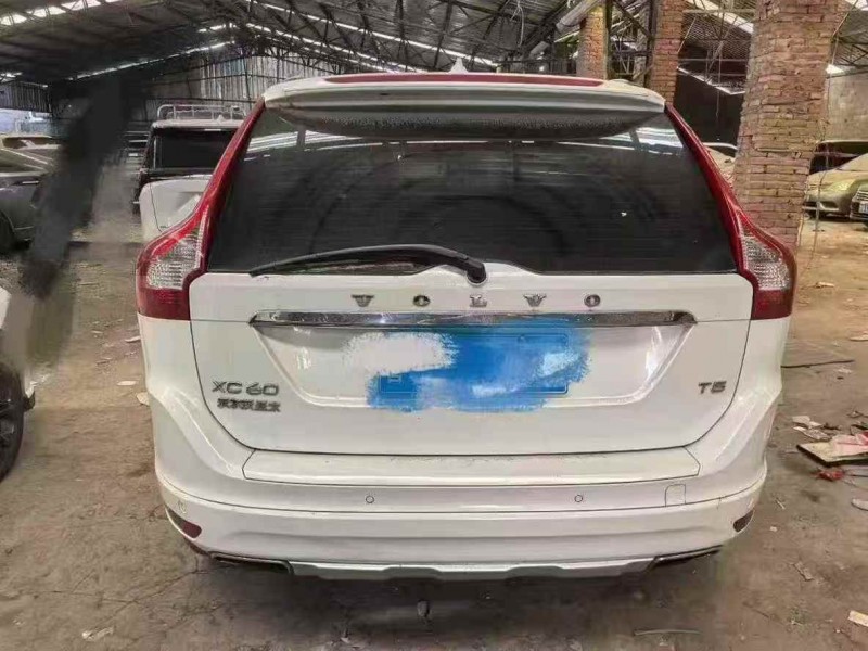 潍坊17年沃尔沃XC608