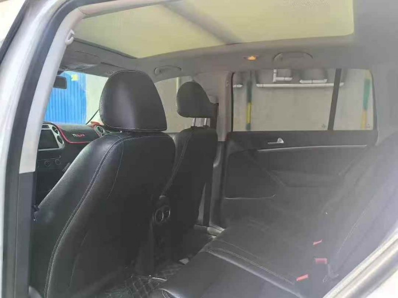 东营16年大众途观5