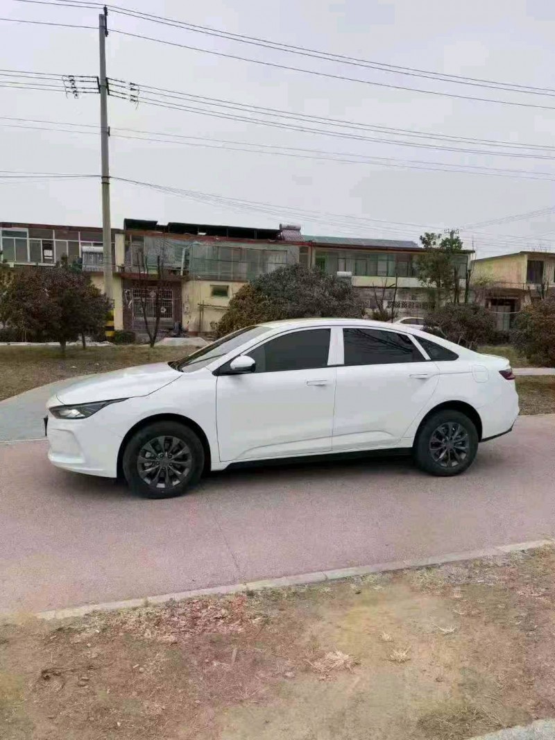 东营24年吉利几何2