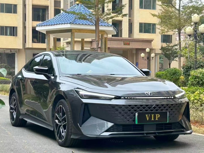 东莞25年长安汽车UNI2