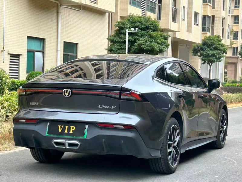 东莞25年长安汽车UNI9