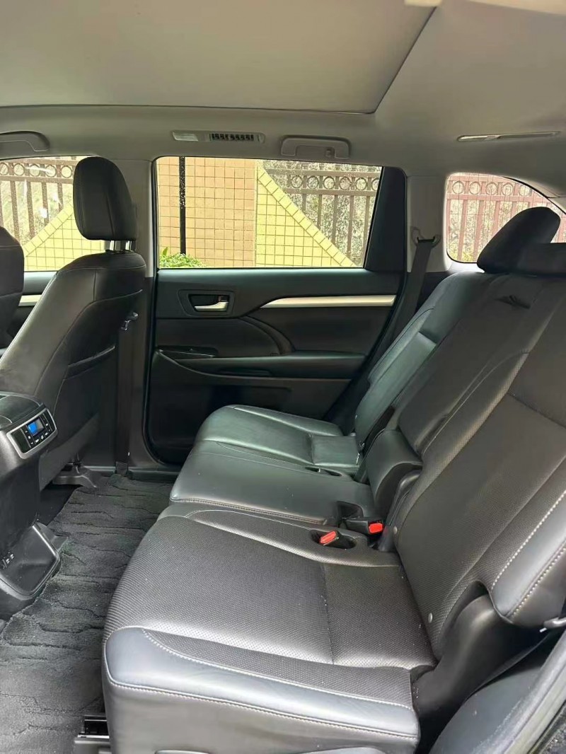 东莞19年丰田汉兰达5