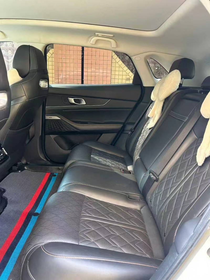 东莞21年长安汽车UNI5