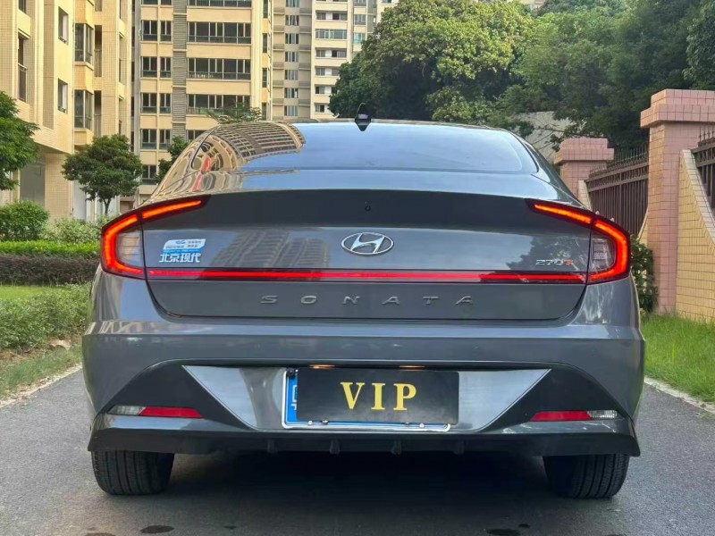 东莞21年现代索纳塔8