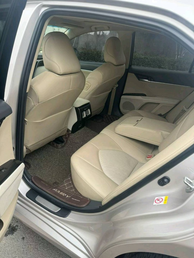 杭州18年丰田凯美瑞9