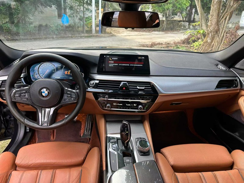 湛江17年宝马5系5