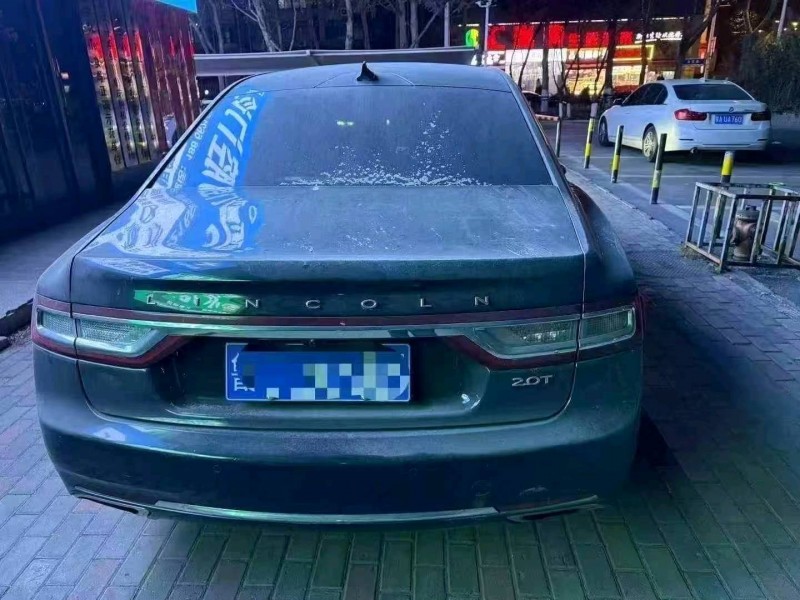 青岛20年林肯大陆3